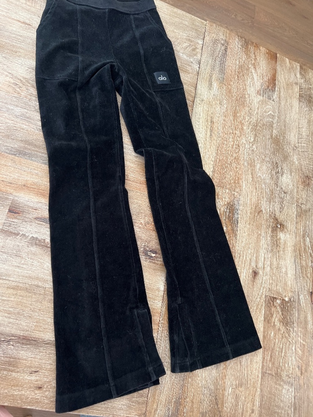 ALO Micro Corduroy High-Waist Winter Break Flare Pant - Size XXS